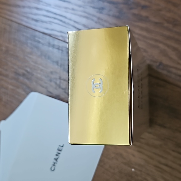 2pc Empty Chanel box and envelope - Picture 3 of 6
